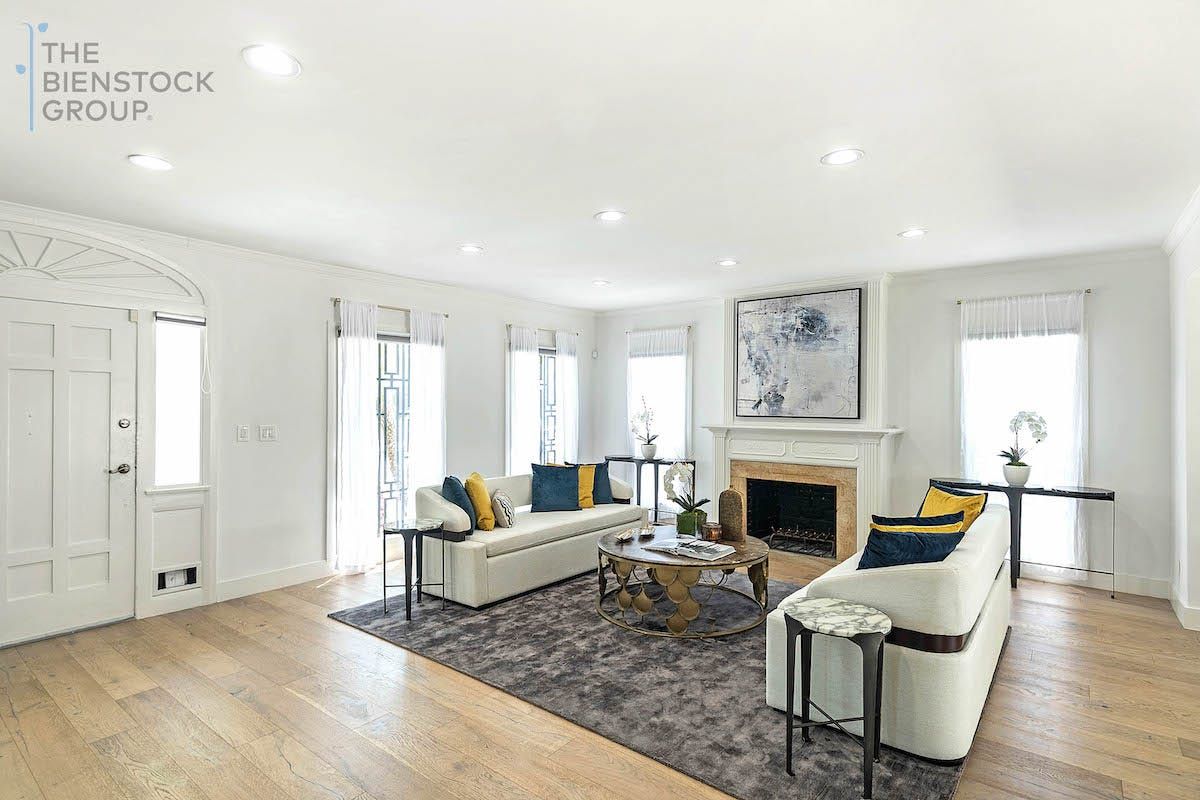 ben trong biet thu meghan markle tung song voi chong cu