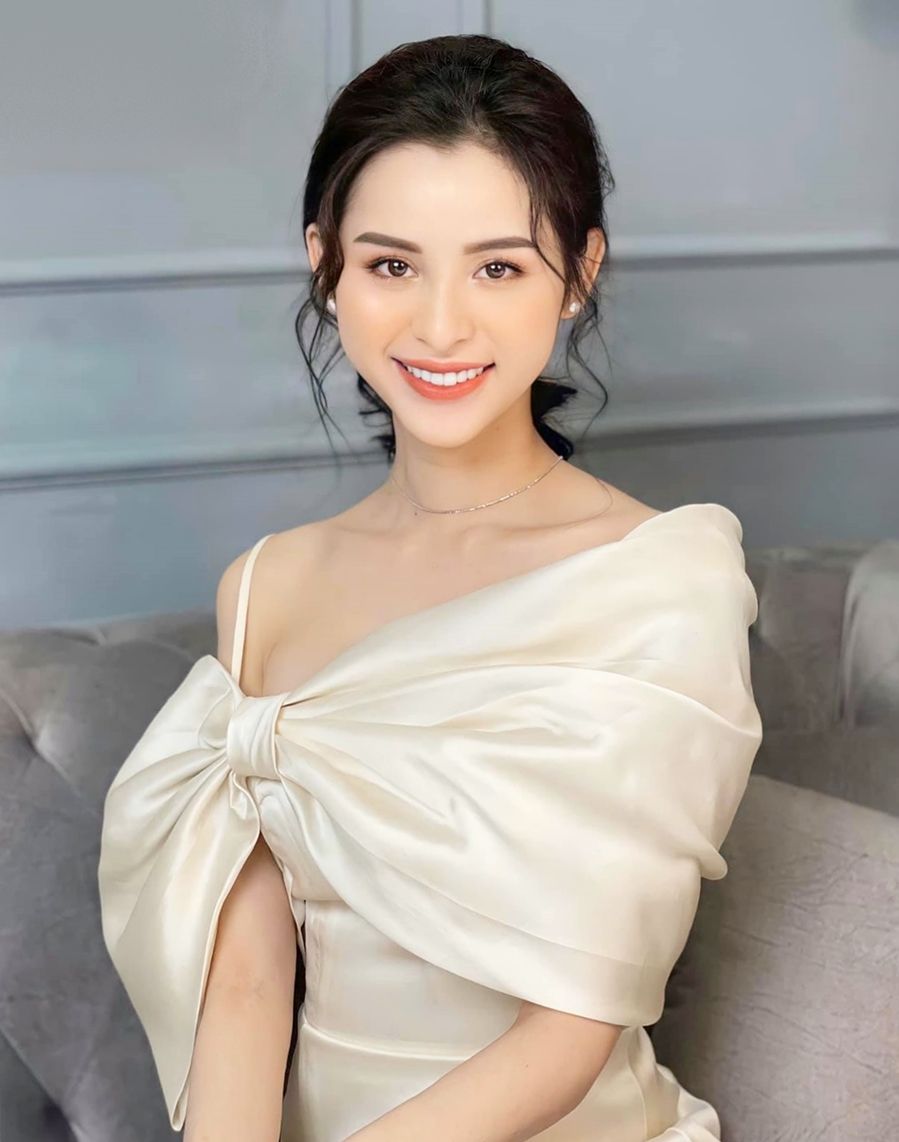 Sao Việt tuần qua: Hà Hồ khoe con trai, Xuân Bắc tặng Vân Dung 'quà độc', Hoà Minzy khoe căn hộ tiền tỷ