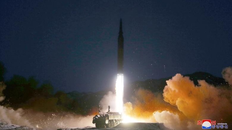 Con bài tên lửa siêu thanh