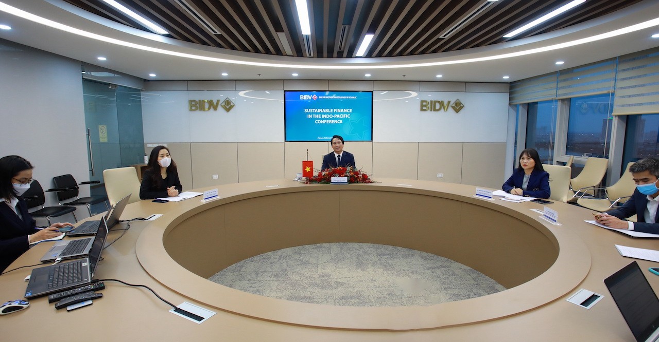 Đại diện các đơn vị BIDV tham dự Diễn đàn SUFIP