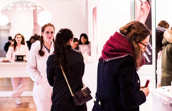 Triển vọng các nhà đầu tư nữ ở Canada và những thống kê đáng chú ý