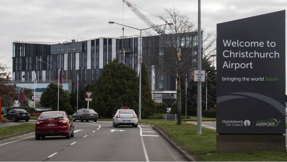 New Zealand hủy hàng chục chuyến bay sau vụ xả súng