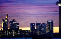 pho wall di len thi truong chung khoan chau au rung lac