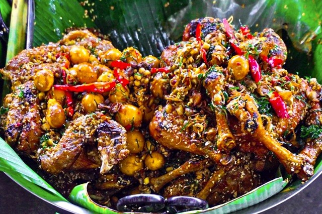 Du lịch Đà Nẵng: Lạc vào chợ Cồn, 'thiên đường ẩm thực' cả trăm món