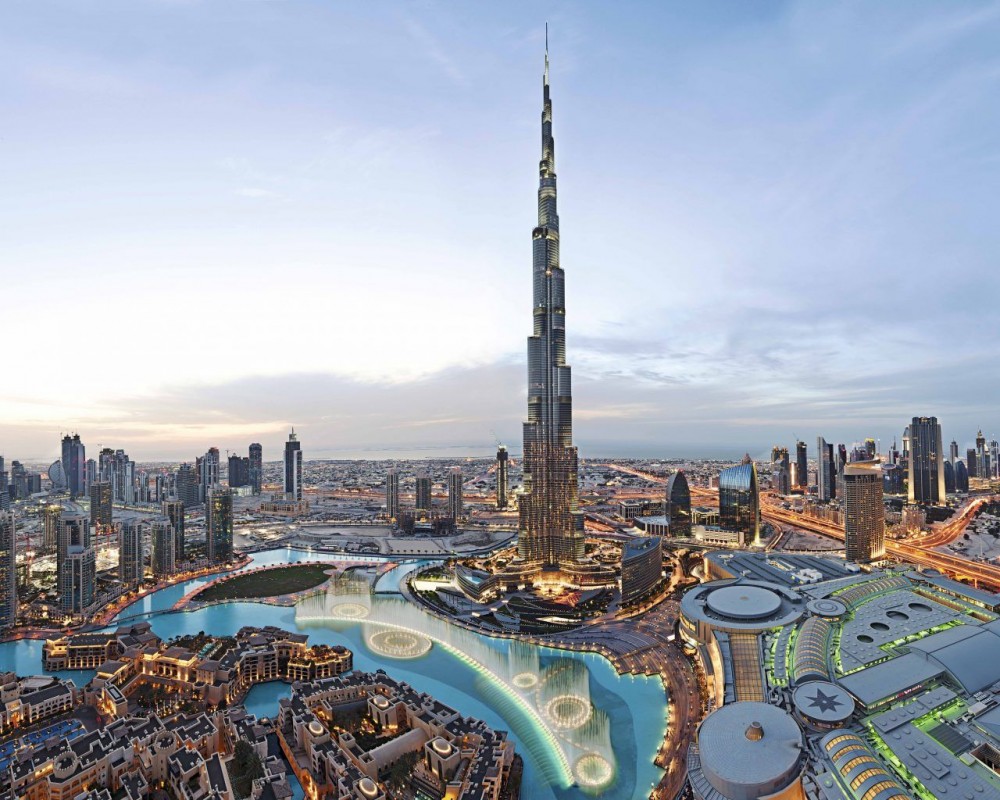 tòa nhà Burj Khalifa – tòa nhà đánh dấu nhiều kỉ lục thế giới. tòa nhà Burj Khalifa – tòa nhà đánh dấu nhiều kỉ lục thế giới.