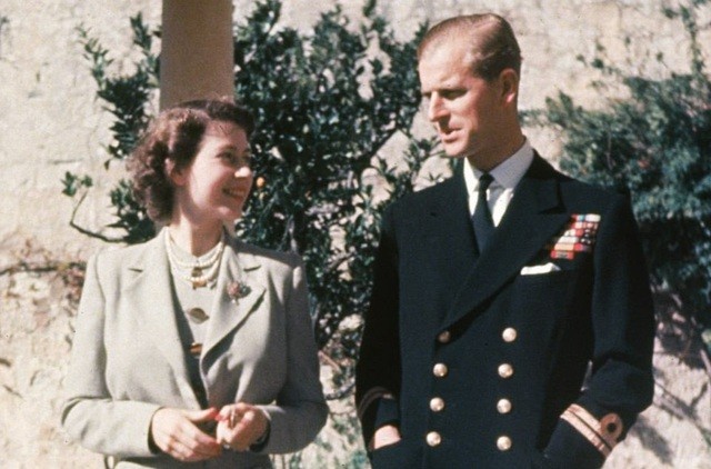 Nhìn lại 74 năm hôn nhân của Hoàng thân Philip và Nữ hoàng Elizabeth II