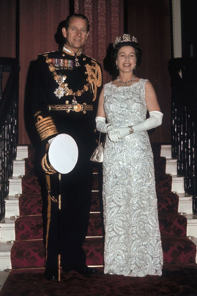 Nhìn lại 74 năm hôn nhân của Hoàng thân Philip và Nữ hoàng Elizabeth II