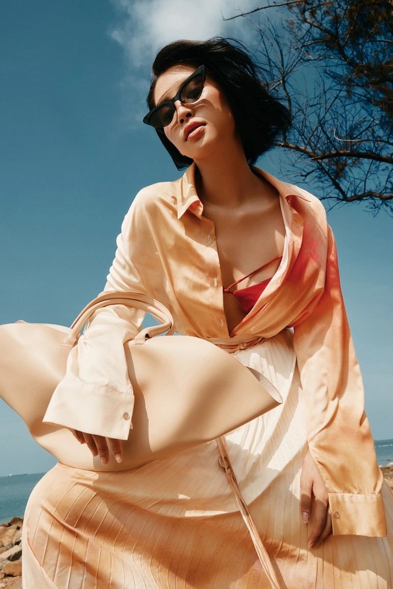 Nhan sắc mặn mà của Tiểu Vy sau 4 năm đăng quang Hoa hậu Việt Nam