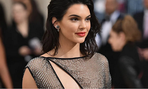 Khối tài sản 'khủng' của các thiên thần nội y Victoria's Secret