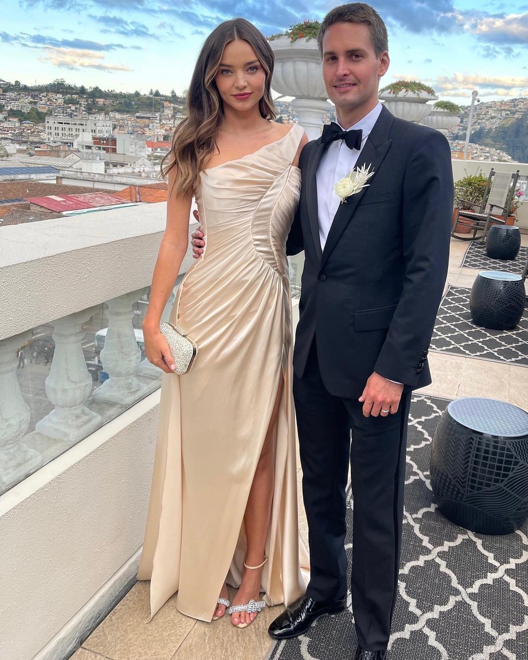 Khối tài sản 'khủng' của các thiên thần nội y Victoria's Secret