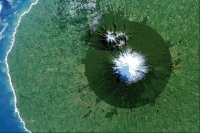 Những khung cảnh ngoạn mục trên hành tinh xanh, nơi đang chịu tác động tiêu cực từ biến đổi khí hậu