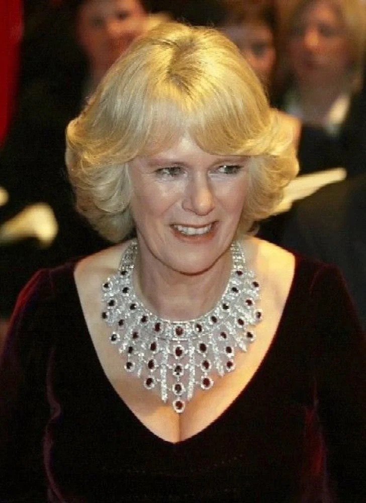 Bộ sưu tập trang sức hoàng gia của Camilla Parker Bowles, vợ Thái tử Charles