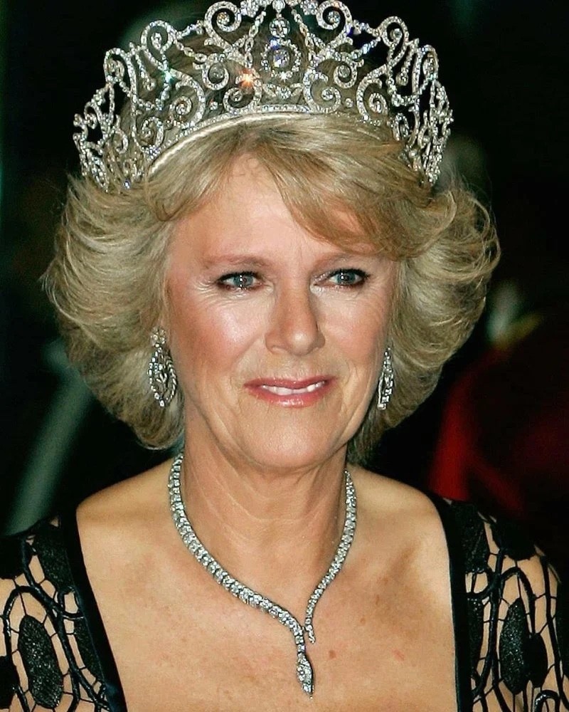 Bộ sưu tập trang sức hoàng gia của Camilla Parker Bowles, vợ Thái tử Charles
