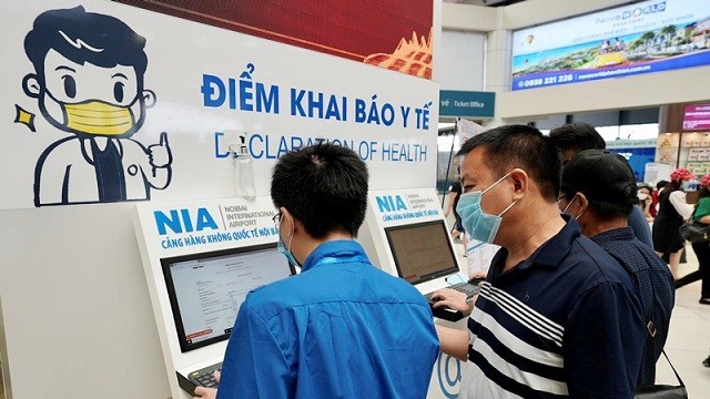 Covid-19: Việt Nam dự kiến bỏ khai báo y tế