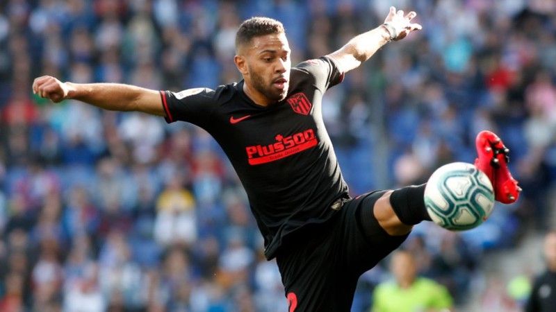 Hậu vệ Renan Lodi của Atletico Madrid mắc Covid-19 hau ve renan lodi cua atletico madrid mac covid 19