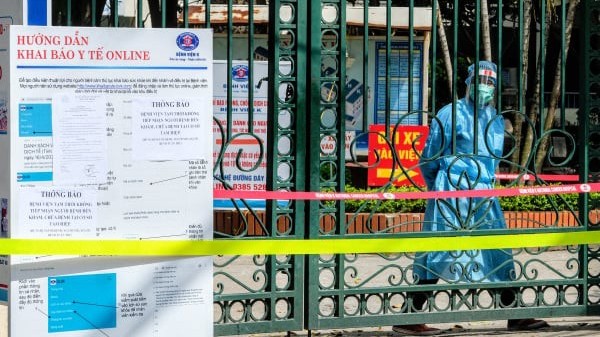 Nhiều địa phương giãn cách xã hội để chống dịch Covid-19