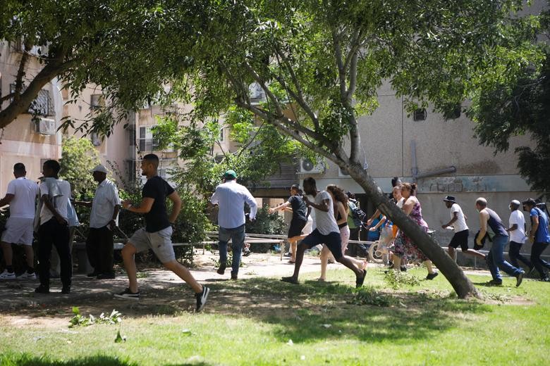 Căng thẳng Israel   Palestin: Hiện trường đổ nát sau các cuộc không kích ở dải Gaza