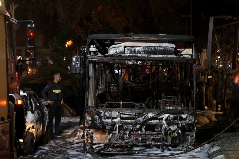 Căng thẳng Israel   Palestin: Hiện trường đổ nát sau các cuộc không kích ở dải Gaza