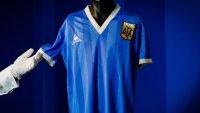 Áo thi đấu của danh thủ Maradona được trả mức giá kỷ lục lên tới 7,1 triệu Bảng