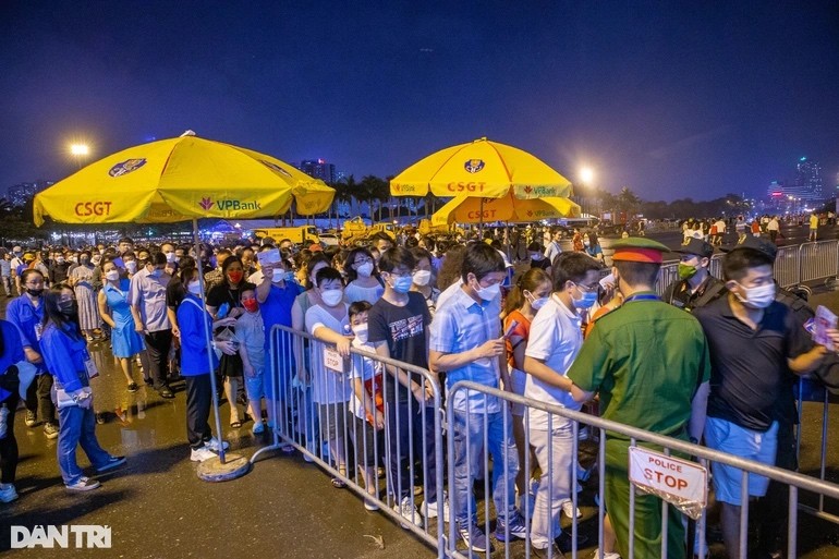 Không khí sôi động tại Lễ khai mạc SEA Games 31