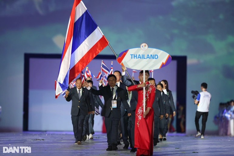 Không khí sôi động tại Lễ khai mạc SEA Games 31