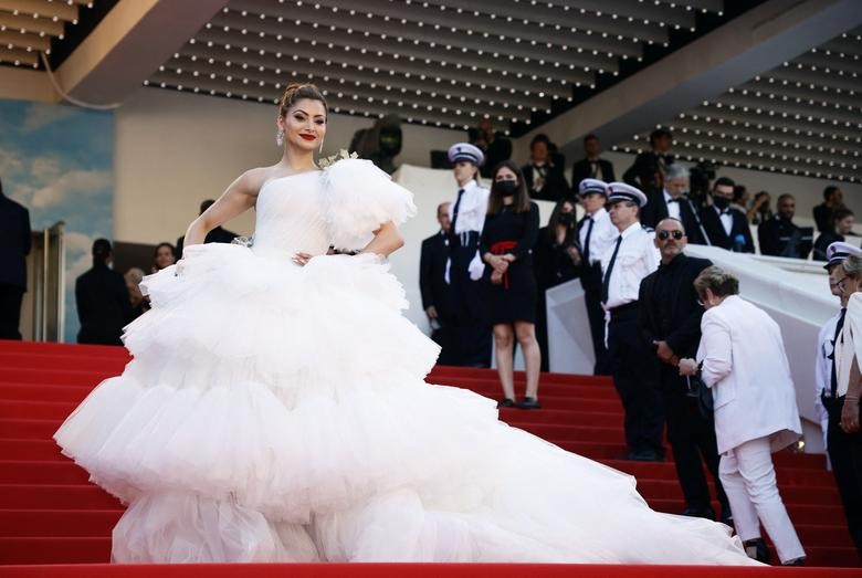 Muôn màu muôn vẻ tại thảm đỏ Liên hoan phim Cannes