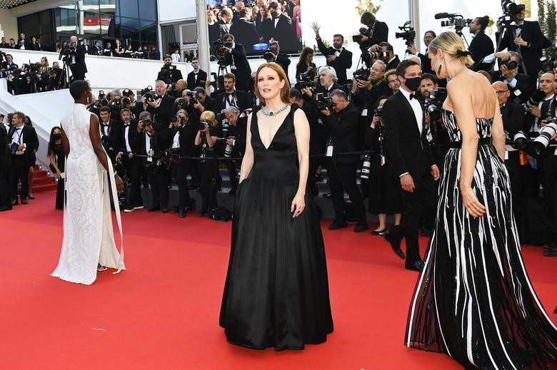 Muôn màu muôn vẻ tại thảm đỏ Liên hoan phim Cannes