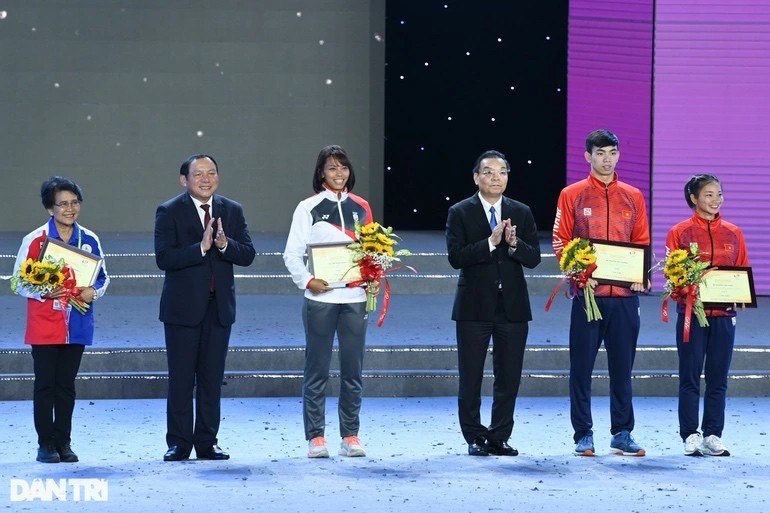 Lễ Bế mạc SEA Games 31: Thắp sáng mãi tinh thần thể thao Việt Nam