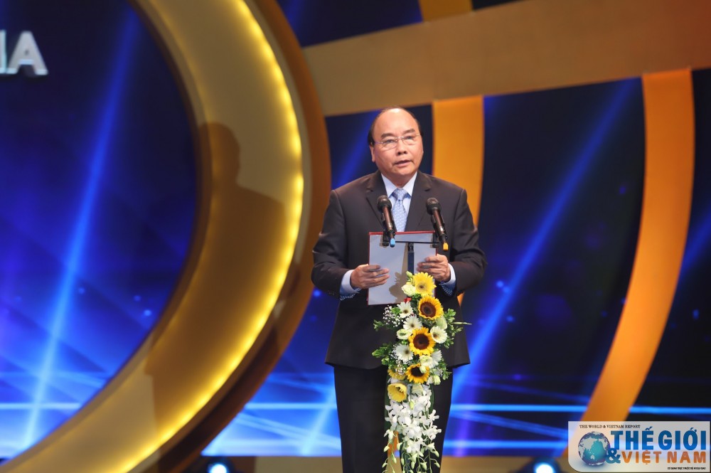 Tôn vinh 106 tác phẩm báo chí xuất sắc tại Lễ trao giải Báo chí Quốc gia lần thứ 13 ton vinh 106 tac pham bao chi xuat sac tai le trao giai bao chi quoc gia lan thu 13