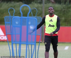 Bruno Fernandes nắm giữ tương lai của Paul Pogba