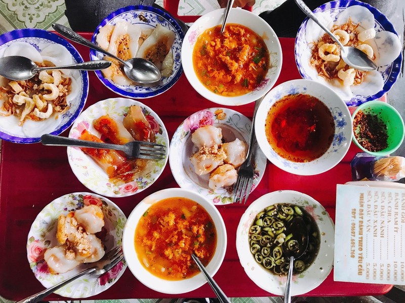 Du lịch hậu Covid-19: Ngắm vẻ cổ kính pha nét hiện đại của xứ Huế mộng mơ