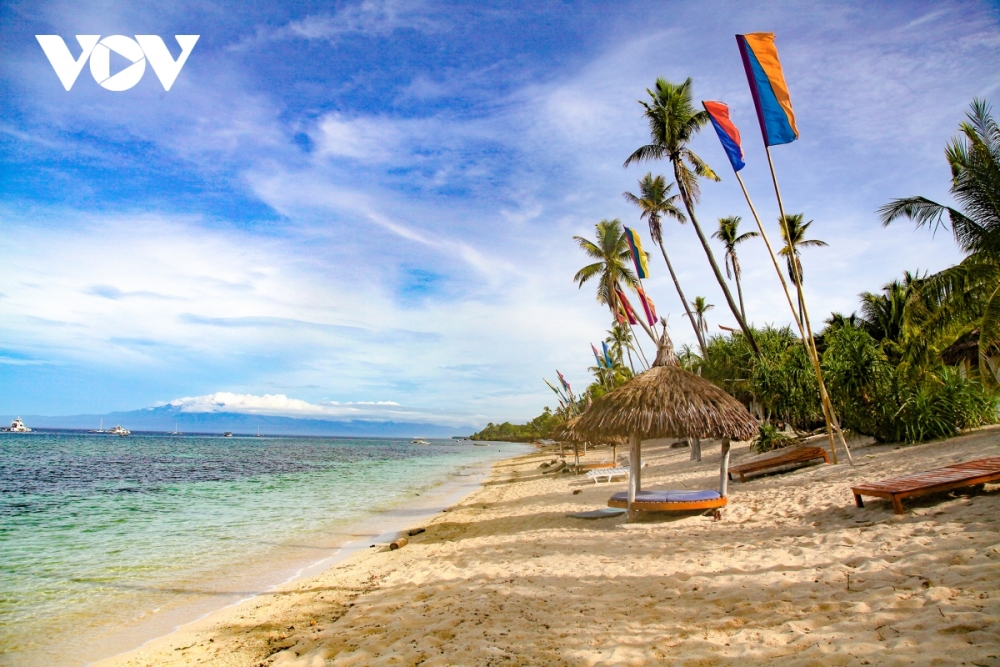 Bộ Du lịch Philippines đề xuất 'hành lang xanh' để đón du khách đã tiêm vaccine Covid-19