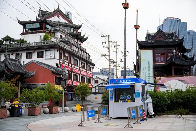 Chính thức dỡ phong tỏa chống Covid-19, người dân Thượng Hải vui mừng trở lại nhịp sống mới