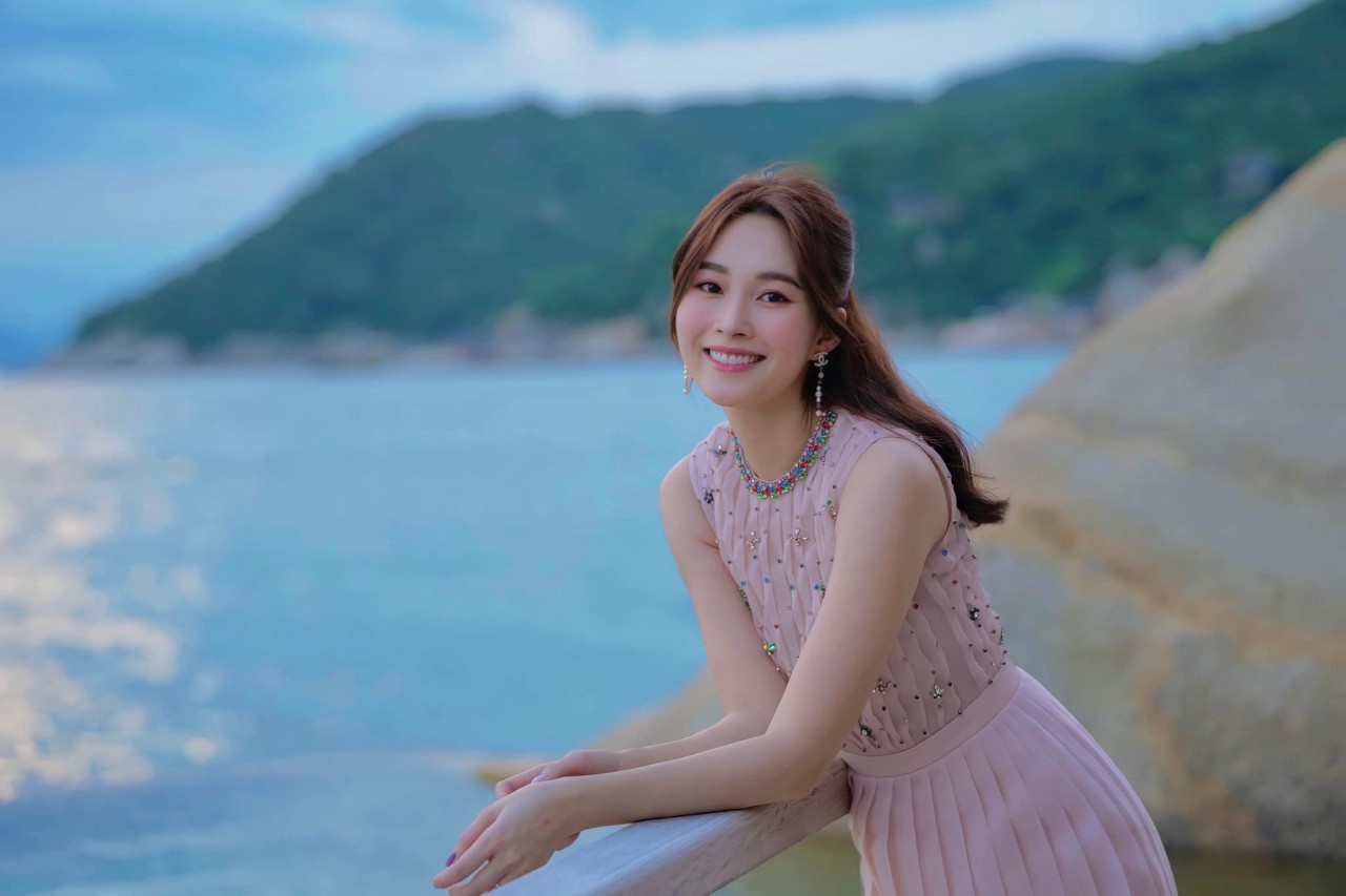 Loạt ảnh đời thường trong veo gây sốt của Hoa hậu Đặng Thu Thảo