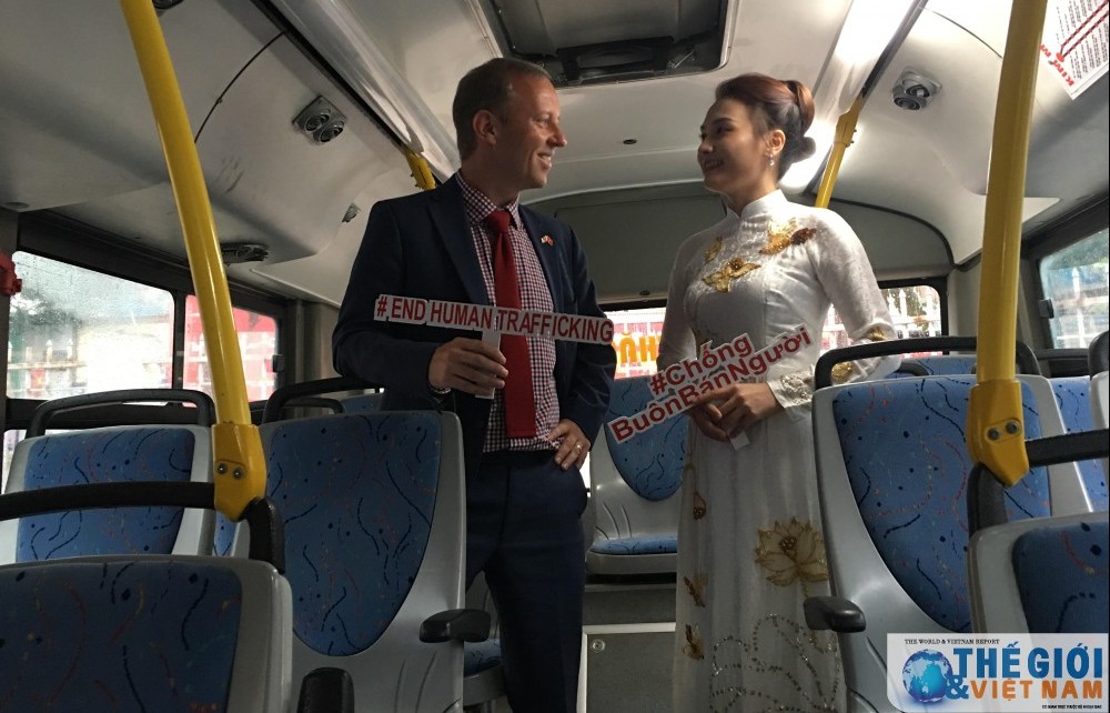 “Ai cũng có thể là nạn nhân mua bán người. Nếu nghi ngờ, hãy trình báo"