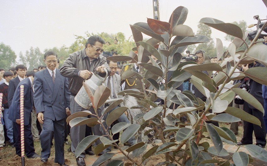 Việt Nam   Philippines: 45 năm qua những bức ảnh