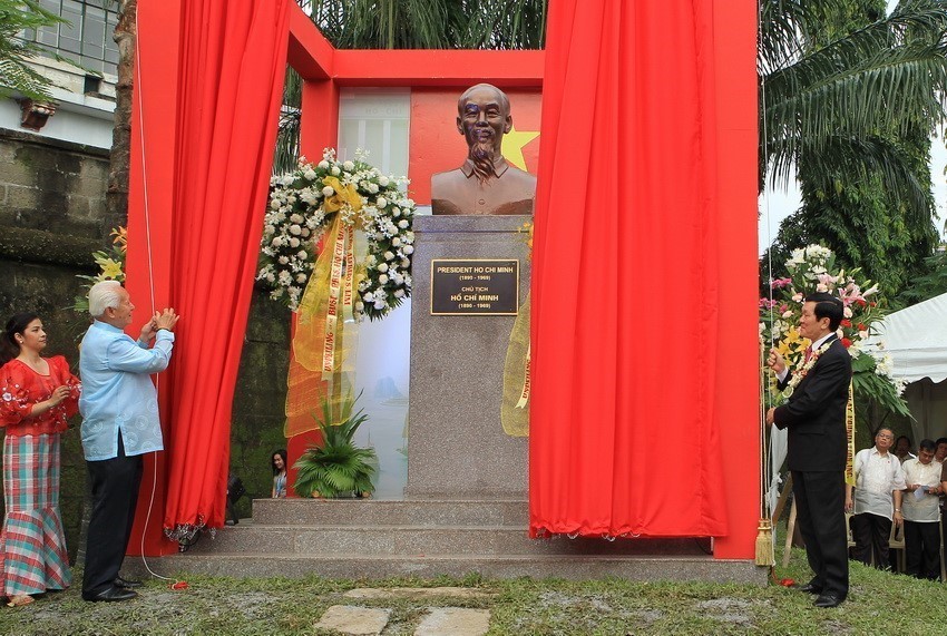 Việt Nam   Philippines: 45 năm qua những bức ảnh