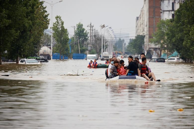 Lũ lụt ở Trung Quốc: Tỉnh Hà Nam bị 'bao vây' sau trận mưa lớn nhất 1.000 năm qua