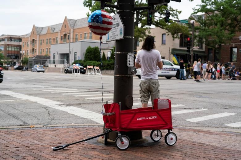 Cận cảnh vụ xả súng ở Chicago, Mỹ