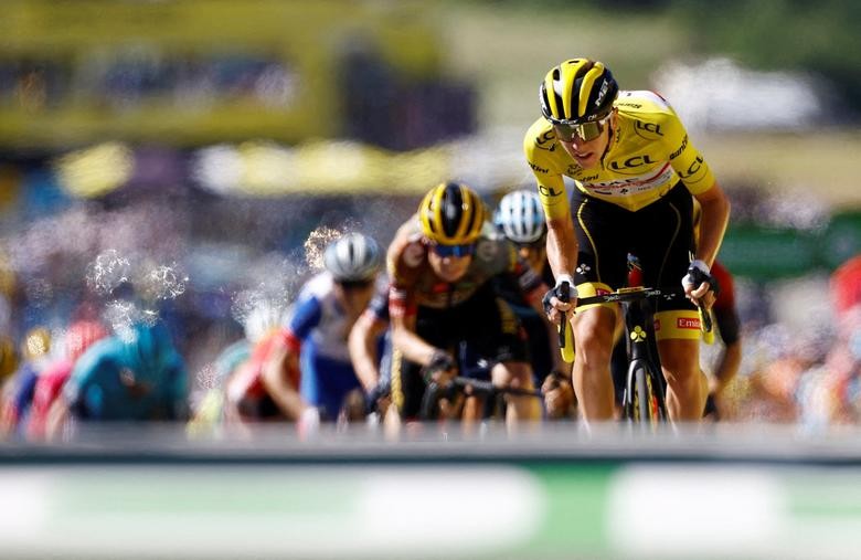 Những hình ảnh đẹp tại giải đua xe đạp Tour de France