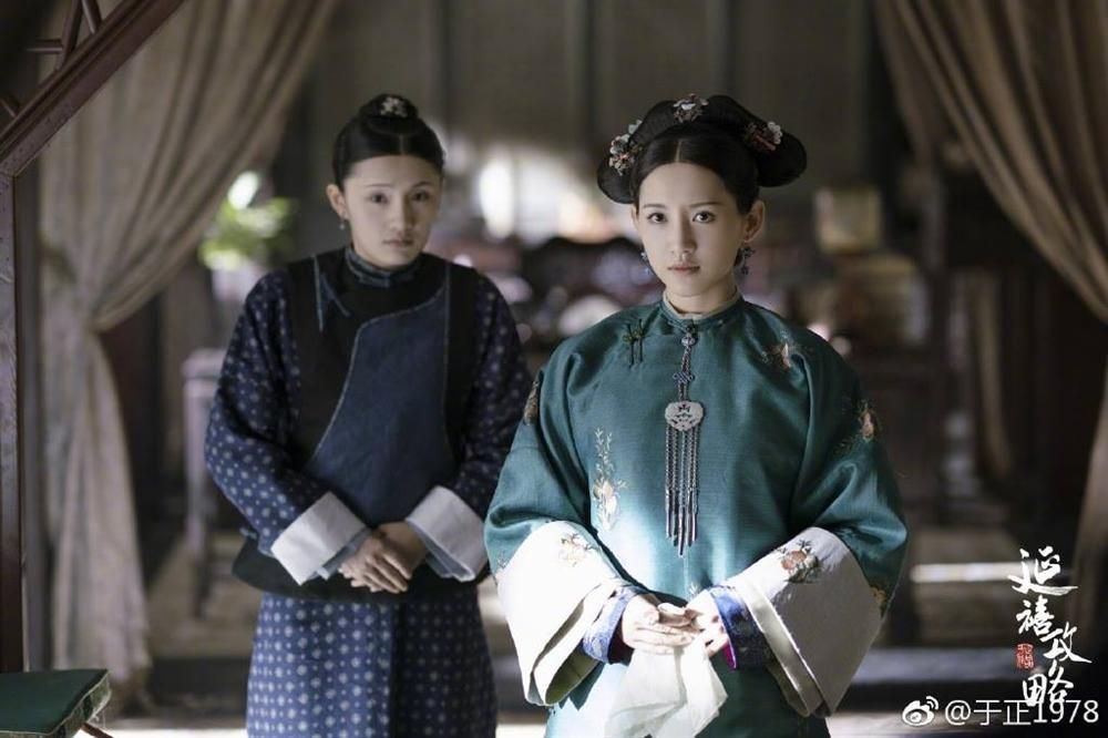 nhung em gai tra xanh trong phim hoa ngu khien chi em phan no 6