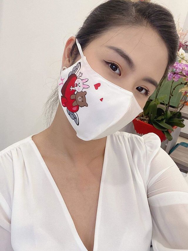 Dịch Covid-19: Hình ảnh loạt sao Việt, BTV đồng loạt hưởng ứng chiến dịch đeo khẩu trang của WHO