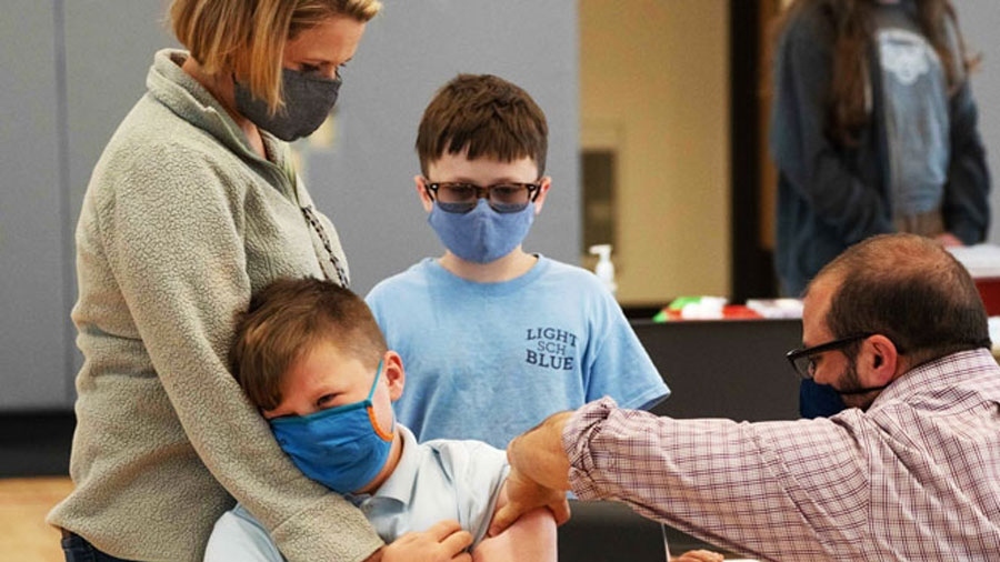 Trẻ em có cần tiêm vaccine Covid-19? Đến tuổi nào được tiêm?