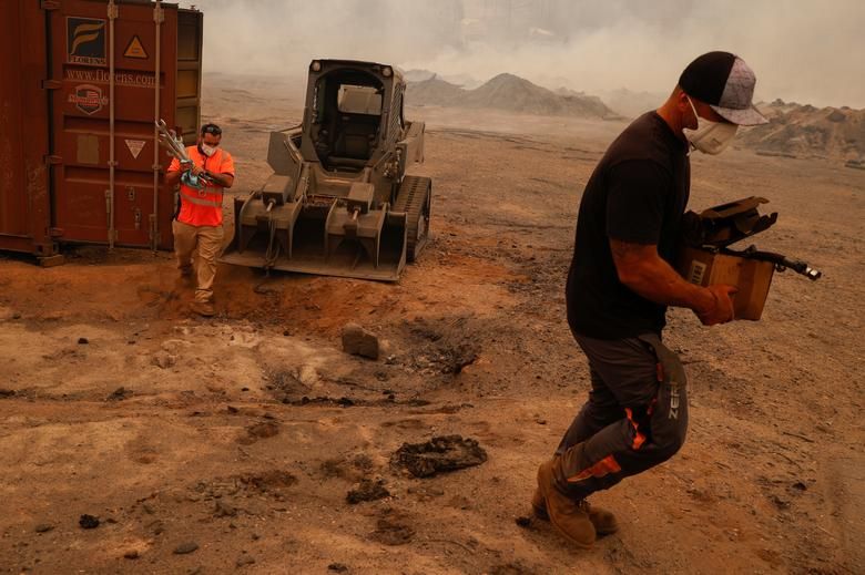 Đang căng mình chống dịch Covid-19, bang California lại phải đối mặt với đám cháy rừng lớn kỷ lục Đang căng mình chống dịch Covid-19, bang California lại phải đối mặt với đám cháy rừng lớn kỷ lục