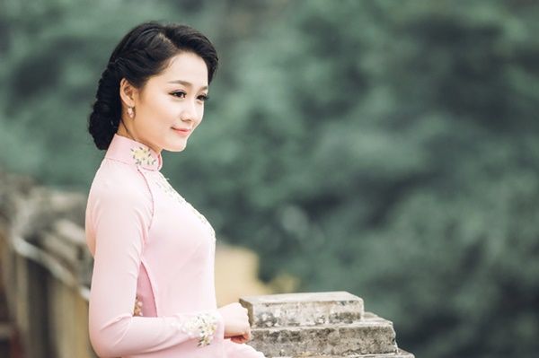 Nhan sắc xinh đẹp của 4 nữ MC VTV khi đóng phim truyền hình nhan sac xinh dep cua 4 nu mc vtv khi dong phim truyen hinh