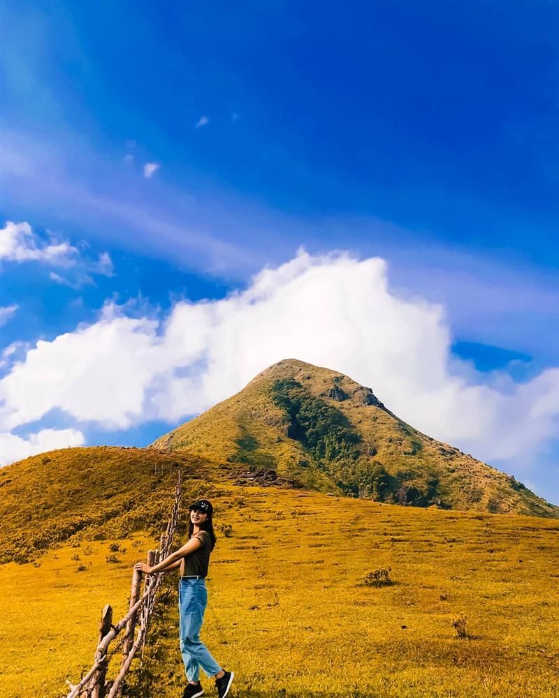 Check in 'sống lưng khủng long' ở Bình Liêu, nơi chỉ cần đứng yên cũng có ảnh đẹp Check in 'sống lưng khủng long' ở Bình Liêu, nơi chỉ cần đứng yên cũng có ảnh đẹp