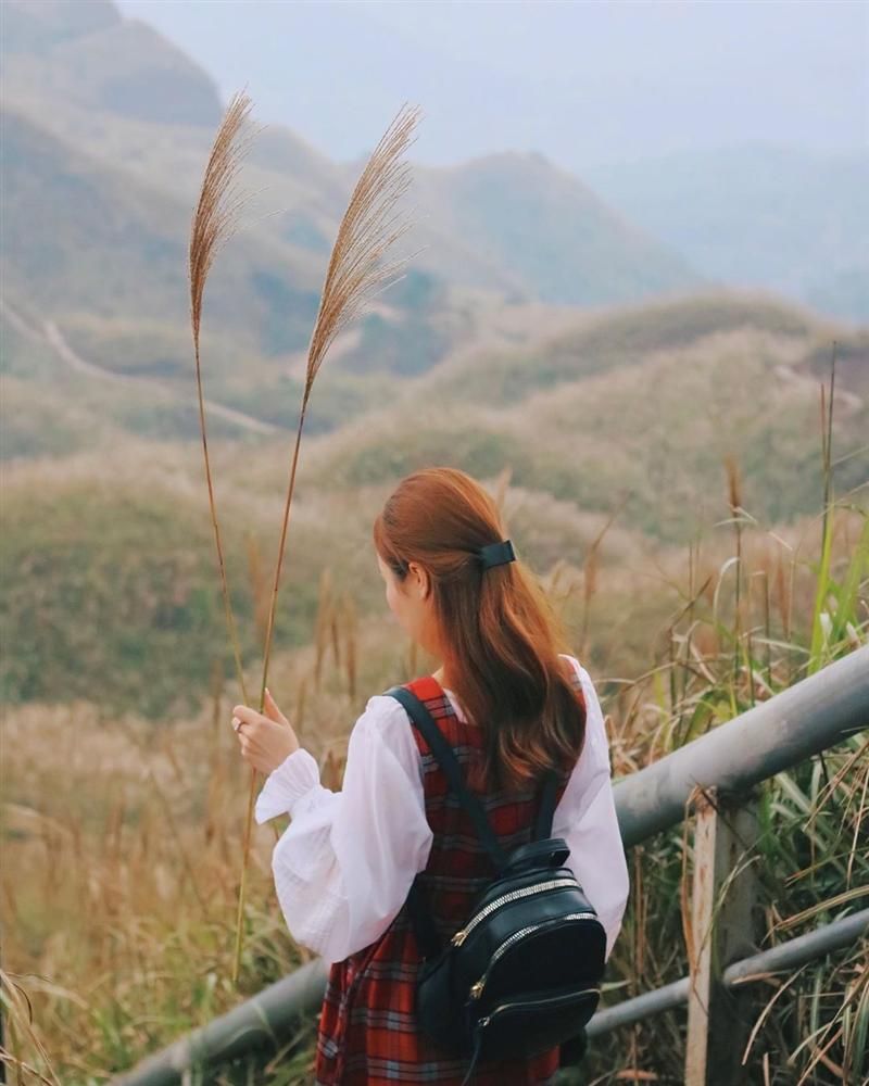 Check in 'sống lưng khủng long' ở Bình Liêu, nơi chỉ cần đứng yên cũng có ảnh đẹp Check in 'sống lưng khủng long' ở Bình Liêu, nơi chỉ cần đứng yên cũng có ảnh đẹp