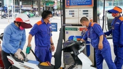 Giá xăng xuống mức thấp nhất kể từ tháng 6