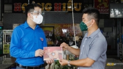 Trao 3 tỷ đồng hỗ trợ 600 hộ kinh doanh nhỏ ngành thực phẩm và đồ uống 'vượt' dịch Covid-19