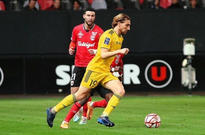 Hé lộ chiều cao của các thành viên gia đình Á hậu cao nhất lịch sử các cuộc thi nhan sắc Việt